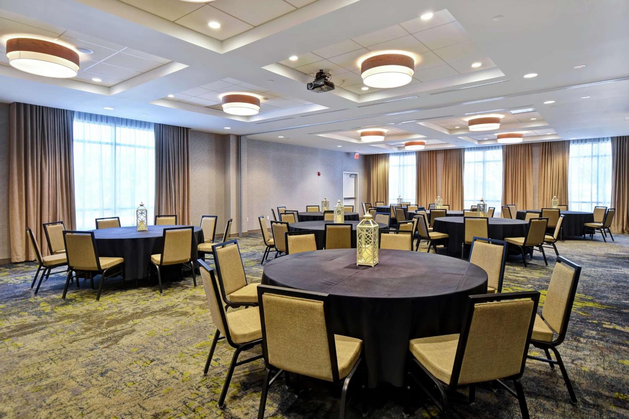 Hilton Garden Inn Джаксън Екстериор снимка